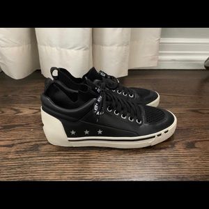 Ash Sneakers